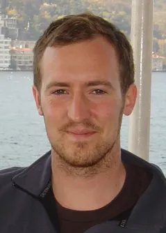 Steve Loughnan